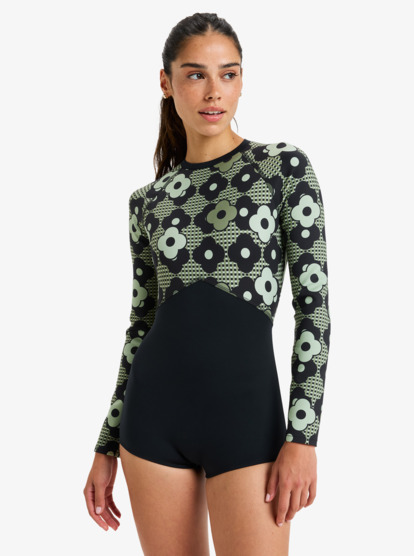 Roxy Pro Wave - Long Sleeve Back Zip Opening Shorty Rash Vest for Women  ERJWR03869
