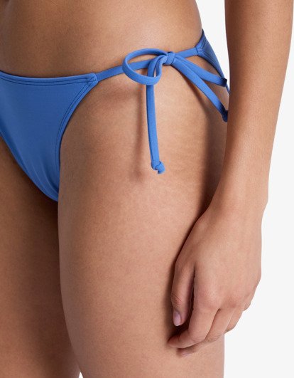 Solid Essentials - Two Piece Tiki Tri Bikini Set for Women  ERJX203595