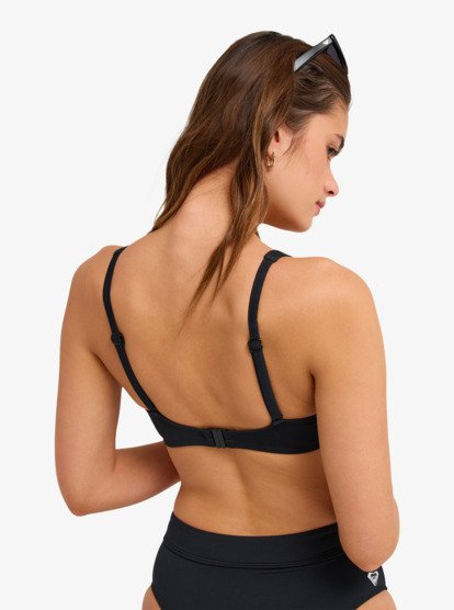 Solid Essentials - Underwired D-Cup Bikini Top for Women  ERJX305690