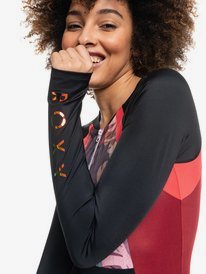 2 Roxy Active - Long Sleeve Rash Guard for Women  ERJWR03525 Roxy