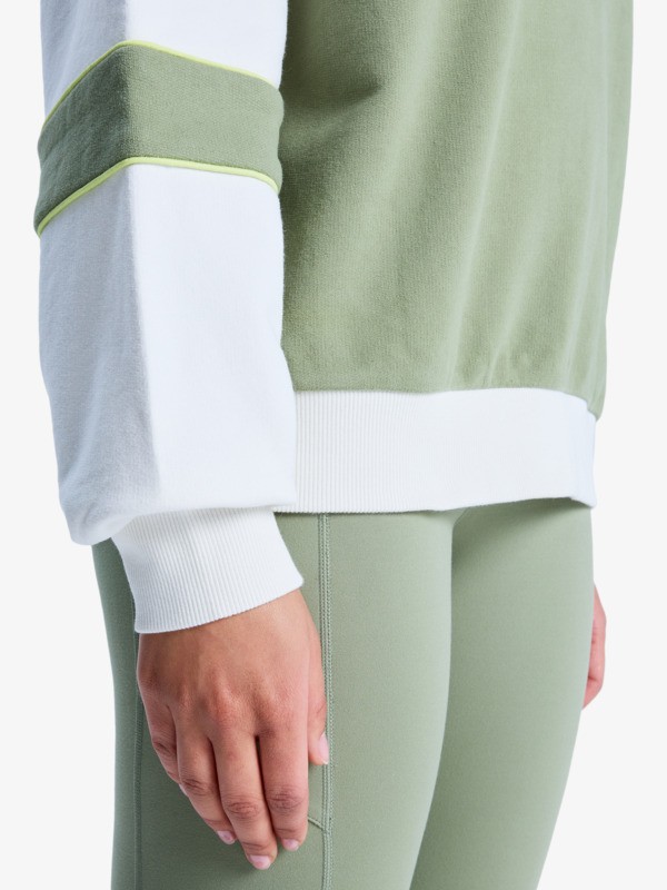 2 Ess Energy New - Workout Sweatshirt for Women Green ERJFT05076 Roxy