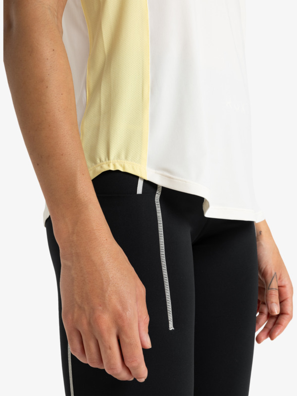 3 Bold Moves 2.0 - Technical Tank for Women White ERJKT04319 Roxy