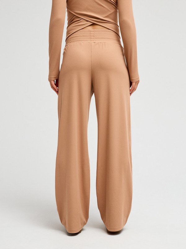 4 Rise & Vibe Brown ERJNP03692 Roxy
