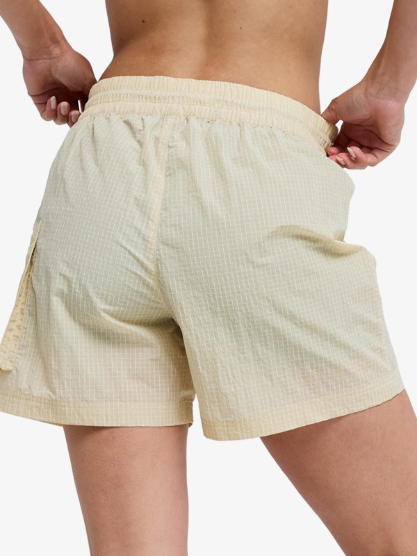 5 Boundless Spirit 2 - Short de sport taille &eacute;lastique pour Femme Beige ERJNS03622 Roxy