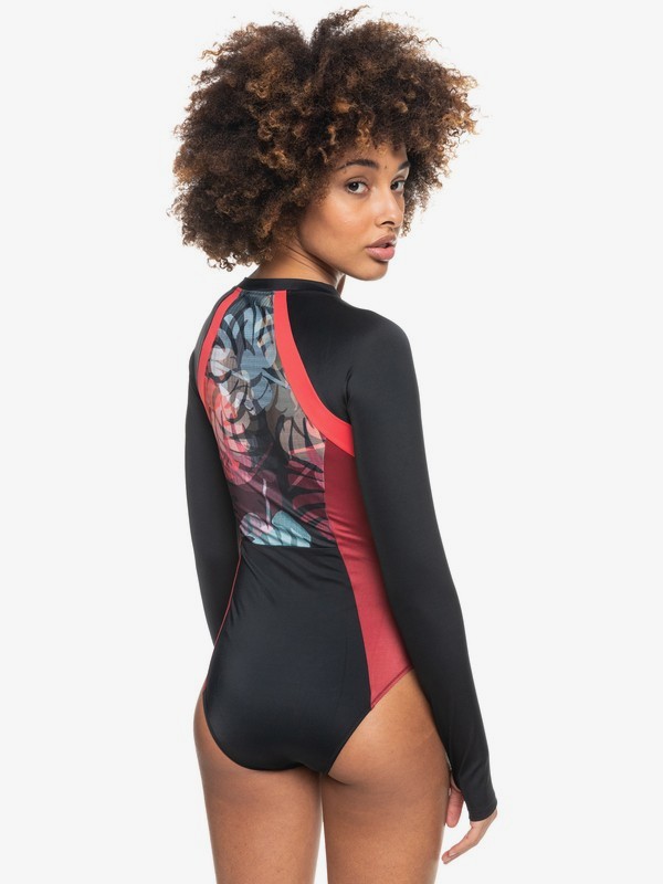 4 Roxy Active - Long Sleeve Rash Guard for Women  ERJWR03525 Roxy