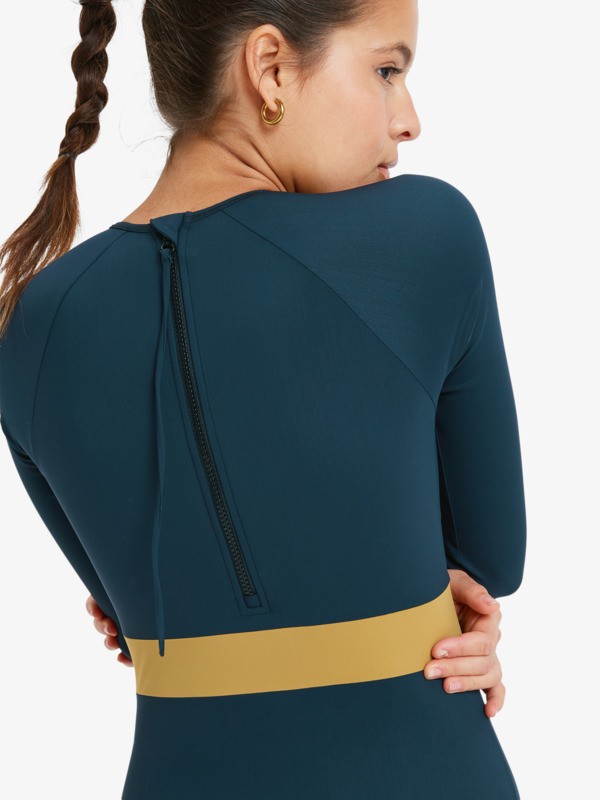 2 Roxy Active - Long Sleeve Back Zip One-Piece for Women Black ERJWR03867 Roxy