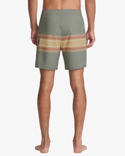 Exotica 17"  23A082600