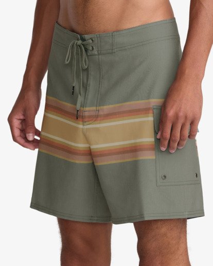 Exotica 17"  23A082600