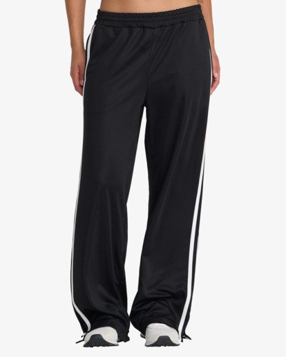 VA Sporty  23WS113621