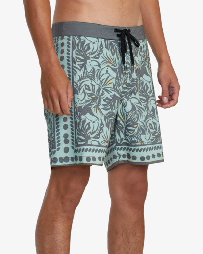 Resort - Board Shorts 17'' for Men  AVYBS00357