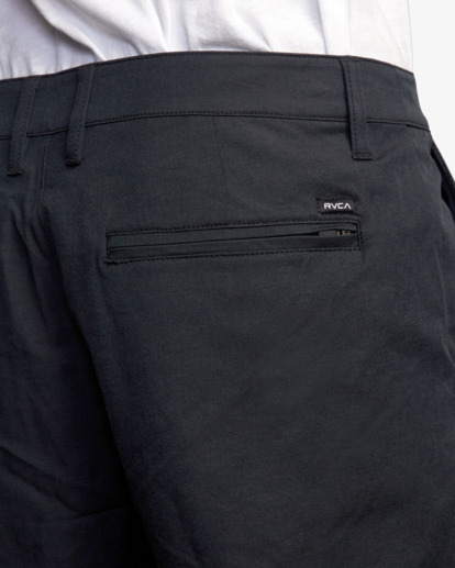 Back In - Hybrid Shorts for Men  AVYWS00286