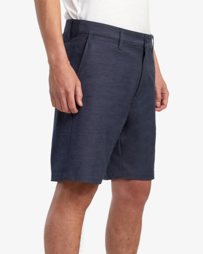 Back In - Hybrid Shorts for Men  AVYWS00286