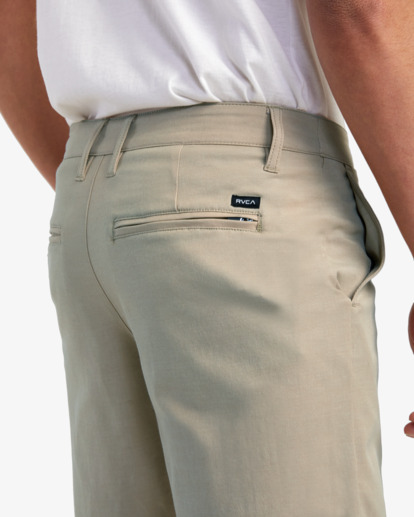 Back In - Hybrid Shorts for Men  AVYWS00286