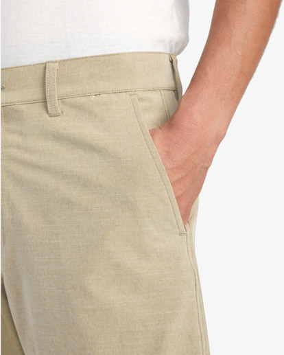 Balance - Hybrid Shorts for Men  AVYWS00287