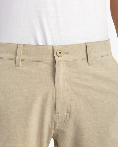 Balance - Hybrid Shorts for Men  AVYWS00287