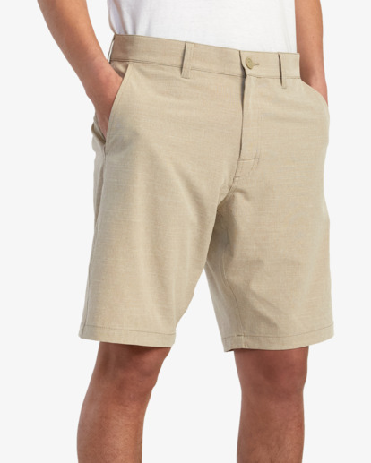 Balance - Hybrid Shorts for Men  AVYWS00287