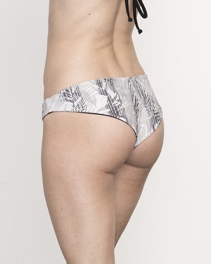TROPIC LINE CHEEKY  C3SWRURVP7
