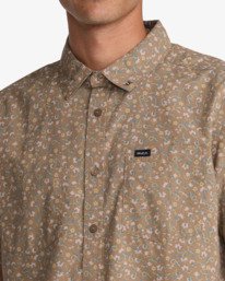 4 Breezy Beige 23A042604 RVCA