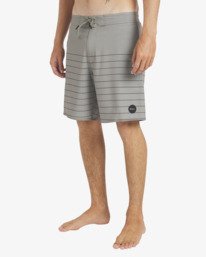 3 Steady Stripe - Boardshort da Uomo Green 23A081603 RVCA