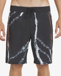 8 RVCA X Clay Black 23A081604 RVCA