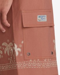 4 Exotica 17" Multi 23A082600 RVCA