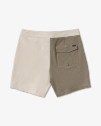 1 Rise Up 17" Green 23A082605 RVCA