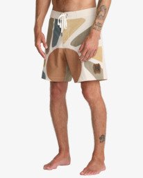 8 Rise Up 17" Green 23A082605 RVCA