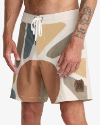 5 Rise Up 17" Green 23A082605 RVCA