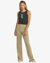 5 Willow Green 23B123503 RVCA