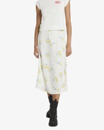 1 Annika White 23B142503 RVCA