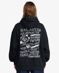 3 Dani Miller Oversized Noir 23B413633 RVCA