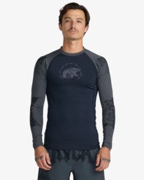 0 Tapout Black 23MS033611 RVCA