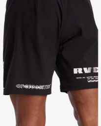 9 Fight Scrapper 17" - Performance Walkshorts for Men Black AVYWS00174 RVCA