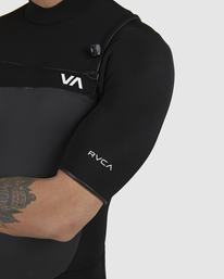 10 2/2mm Balance - Chest Zip Wetsuit for Men  C42MRFRVMU RVCA