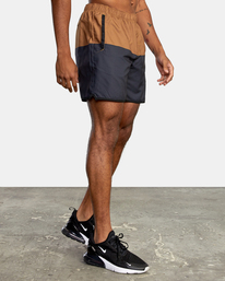 5 Yogger IV Athletic Shorts 17" Blue D4WKMFRVS2 RVCA