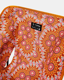 1 Kelsey Brookes Muscimol Helinox - Packable Chair Multi D5ESRFRVMU RVCA