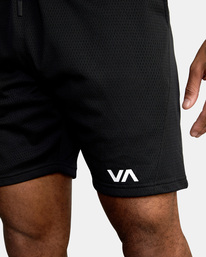 2 VA Mesh 19" - Elasticated Walkshorts for Men  F4WKMDRVF2 RVCA