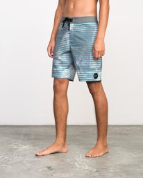 3 BOPPA STRIPE TRUNK  H1BSRFRVP8 RVCA