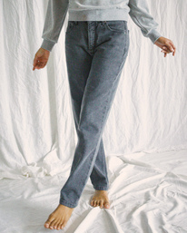 4 Camille Rowe Pops - Jean Dad fit pour Femme Gris Z3PNRCRVF1 RVCA
