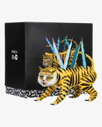 7 RVCA x Matt Leines x Artoyz Originals - Figurine de tigre - 30 cm Gris Z5ESRZRVF1 RVCA