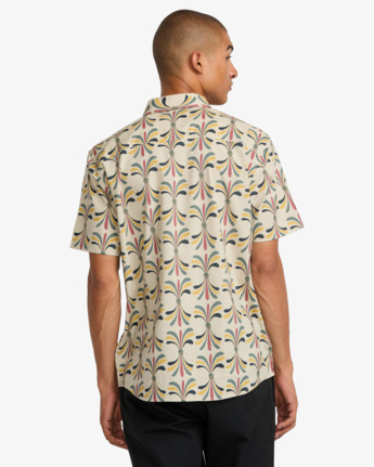 rvca, LA Eye Floral - Short Sleeves Shirt for Men, LIGHT KHAKI (lkh) LA Eye Floral - Short Sleeves Shirt for Men  23A041500