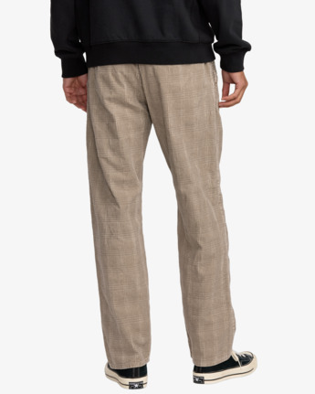 rvca, Adams Cord - Elastische Relaxed Fit Hose für Männer, COYOTE (cyt) Adams Cord - Elasticated Trousers for Men  23A123505