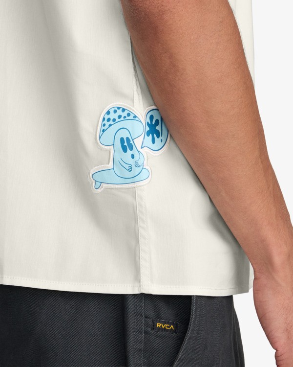 7 Alohana Blanco 23A042601 RVCA