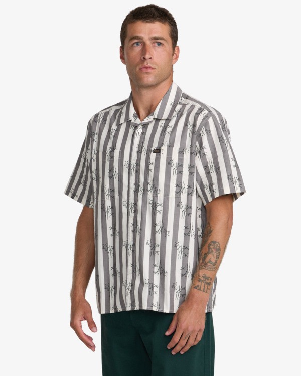 3 Dayshift Wasteland Vit 23A043608 RVCA