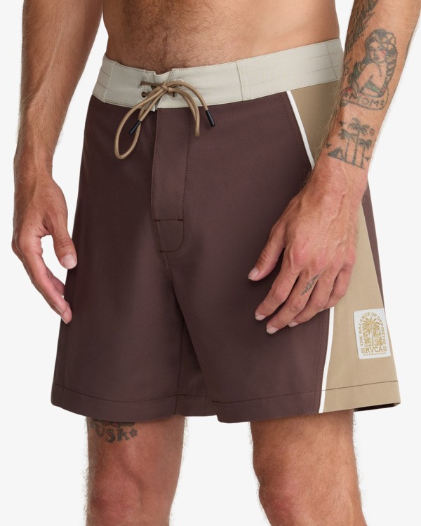 5 Rewind Brown 23A081606 RVCA