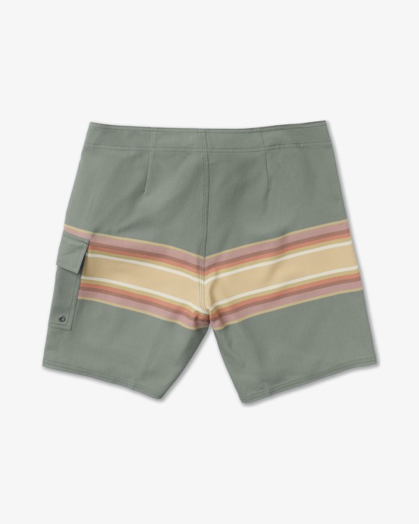 1 Exotica 17" Green 23A082600 RVCA