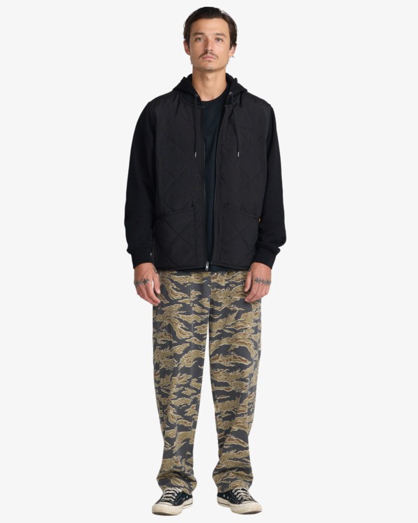 4 Warner Hooded Black 23A173608 RVCA