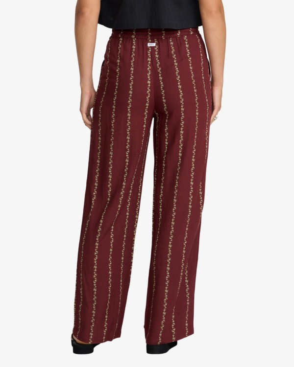 1 Florence Rojo 23B122613 RVCA