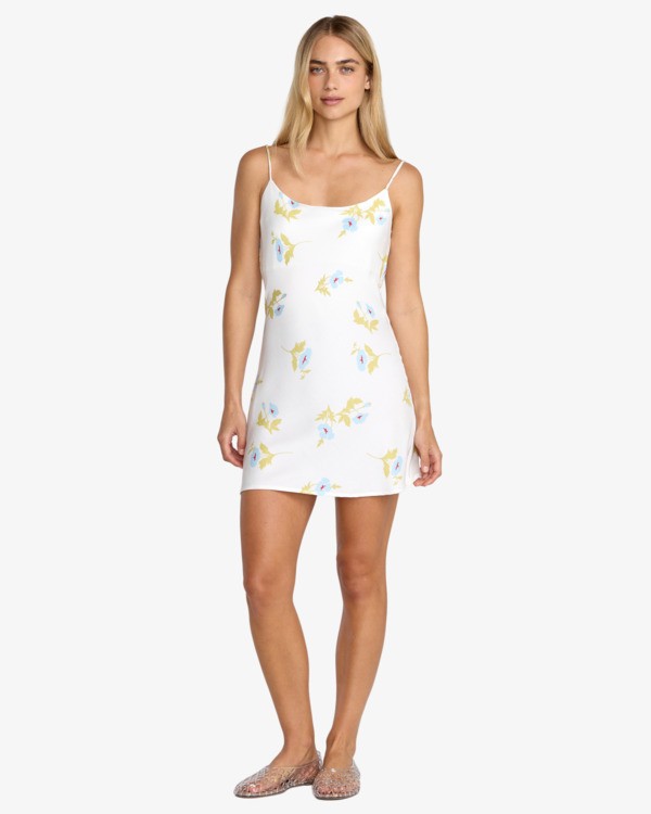 3 Macarthur Branco 23B131510 RVCA