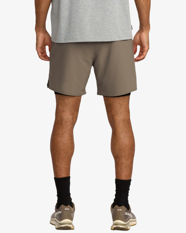 3 Yogger 2 IN 1 17" - Elastic Waist Walkshorts for Men Multi 23MS101507 RVCA
